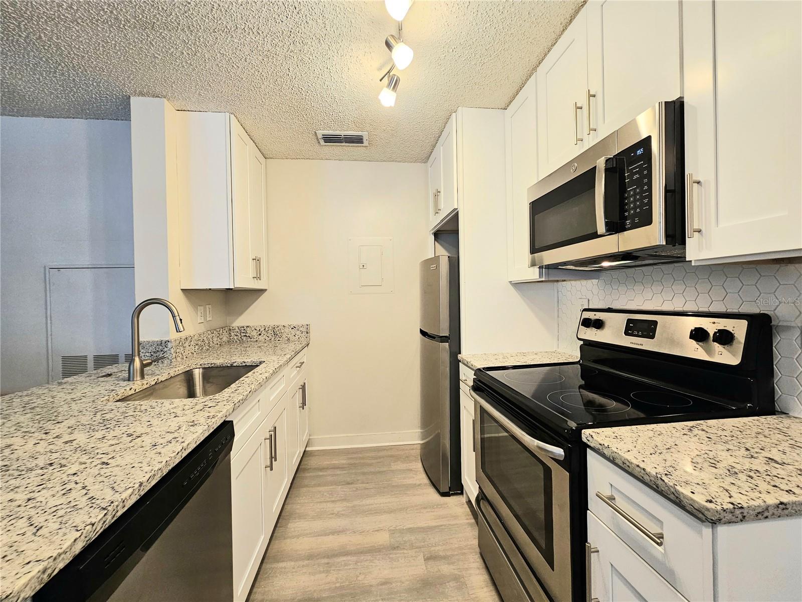 REGENCY PARK AT LAKE MARY A CONDO - Residential Lease