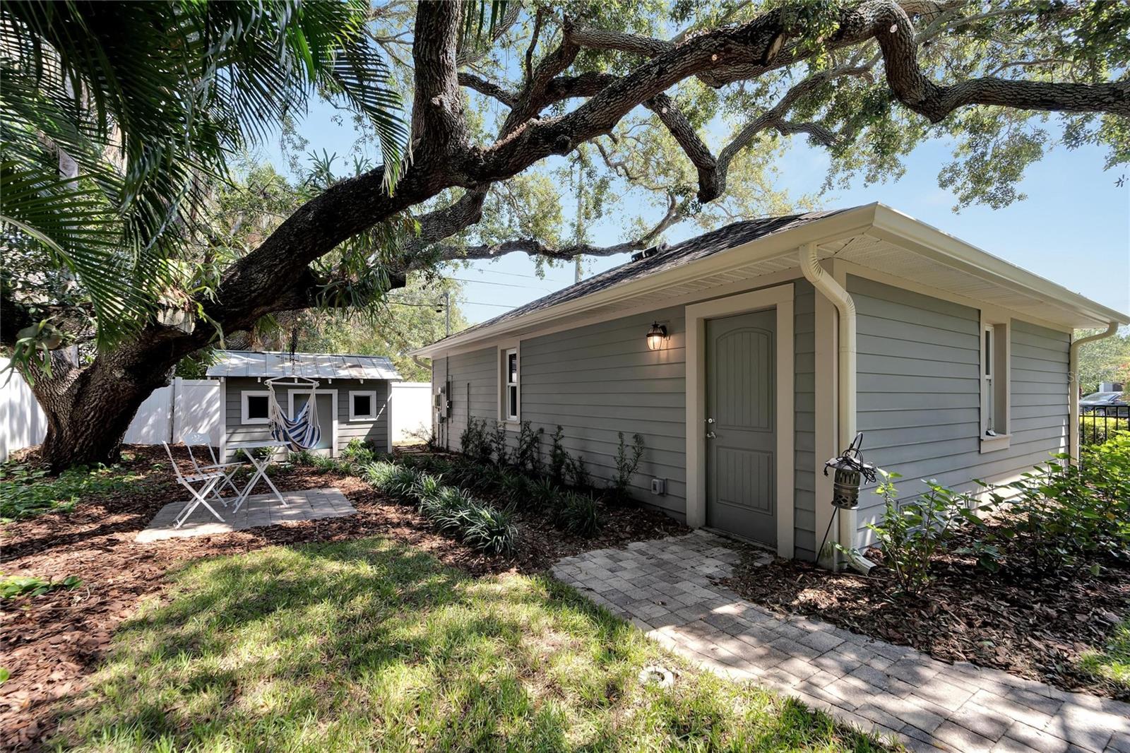 SNELL ISLE BRIGHTWATERS SEC 2 - Residential
