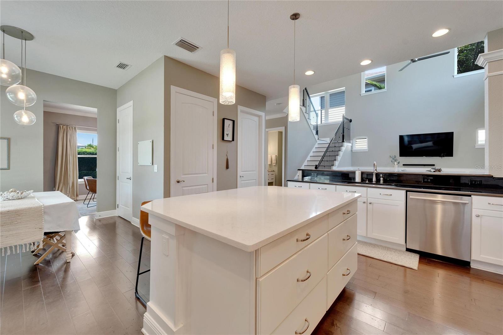 SNELL ISLE BRIGHTWATERS SEC 2 - Residential