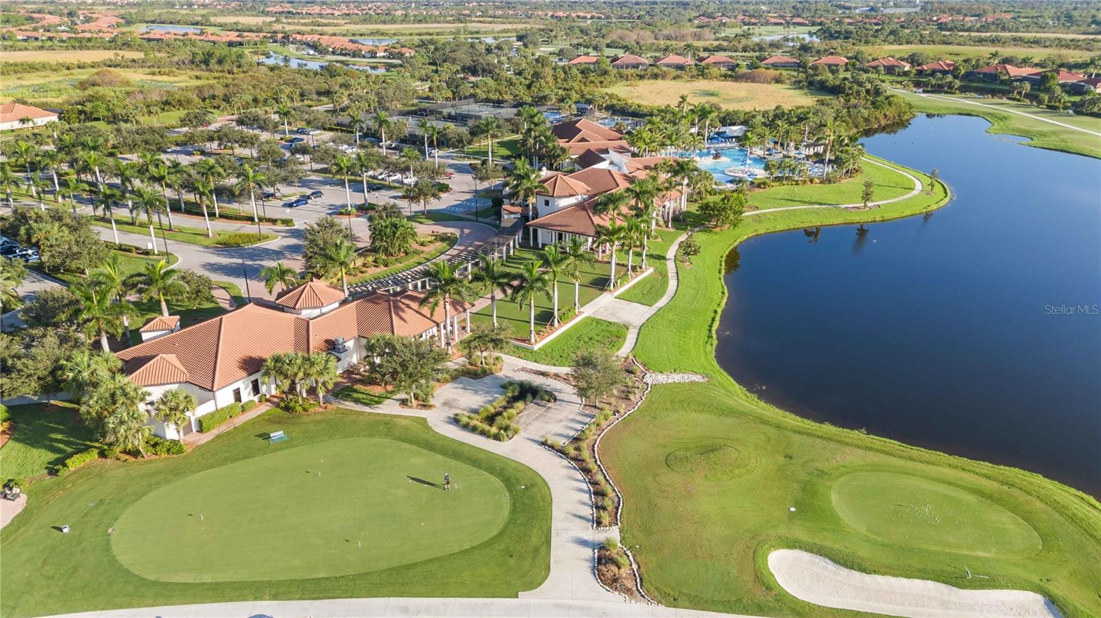 SARASOTA NATIONAL - Residential