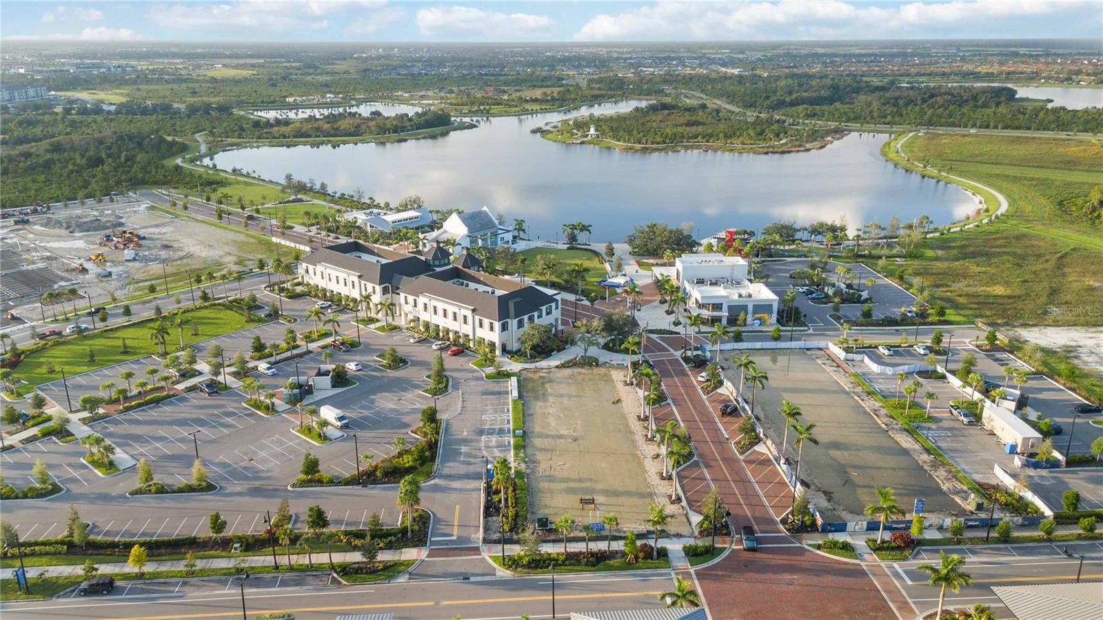 SARASOTA NATIONAL - Residential