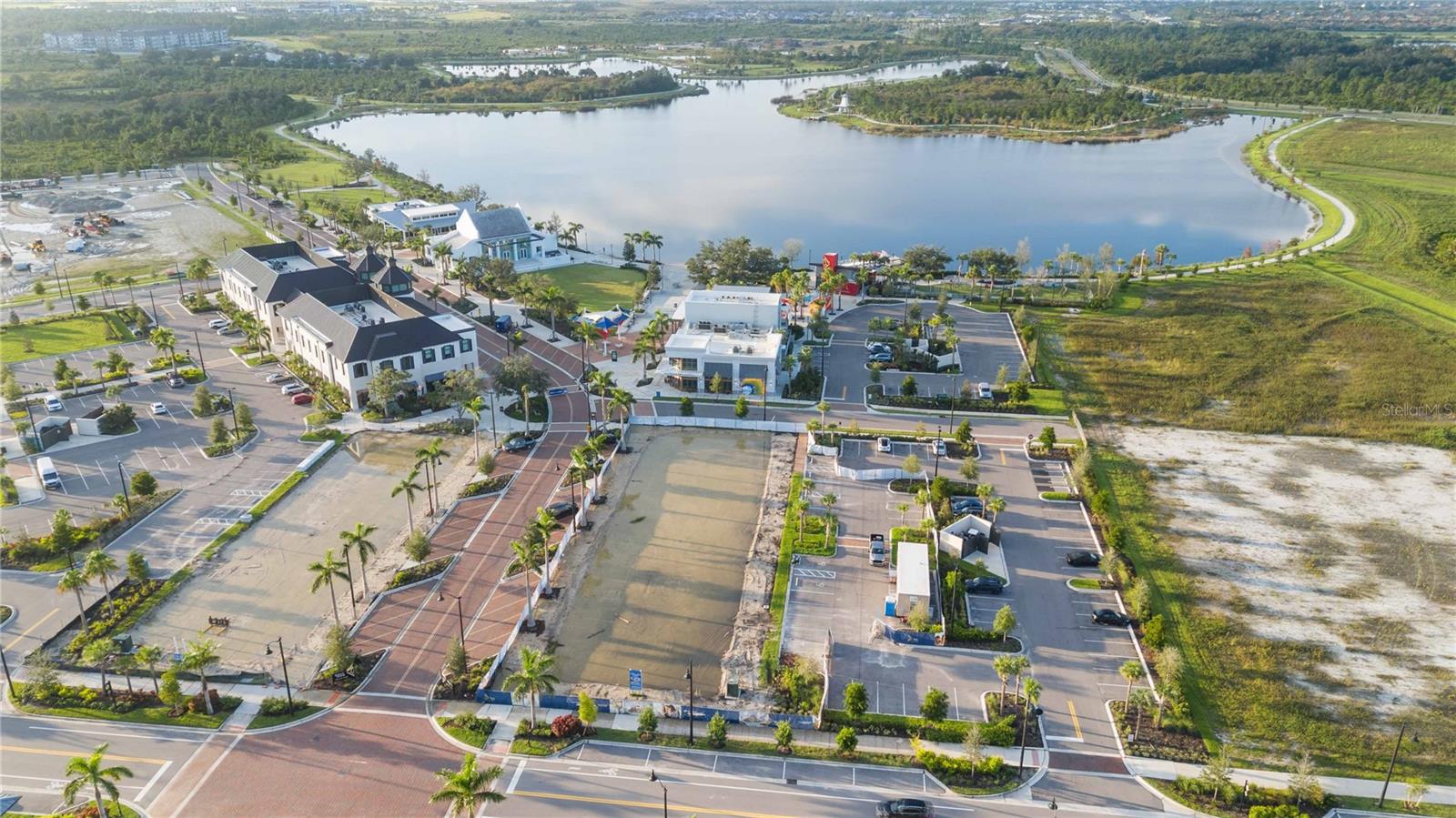 SARASOTA NATIONAL - Residential