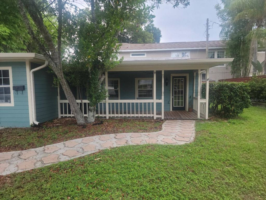Photo of 1313 Canton Street, Orlando, FL 32803 (MLS # O6397386)