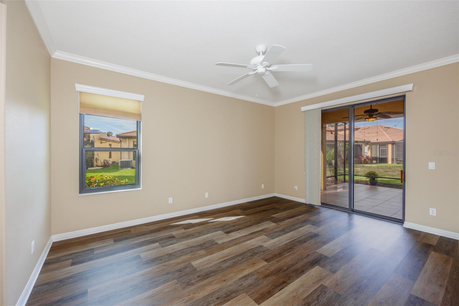 SOUTHSHORE FALLS PH 1 - Residential