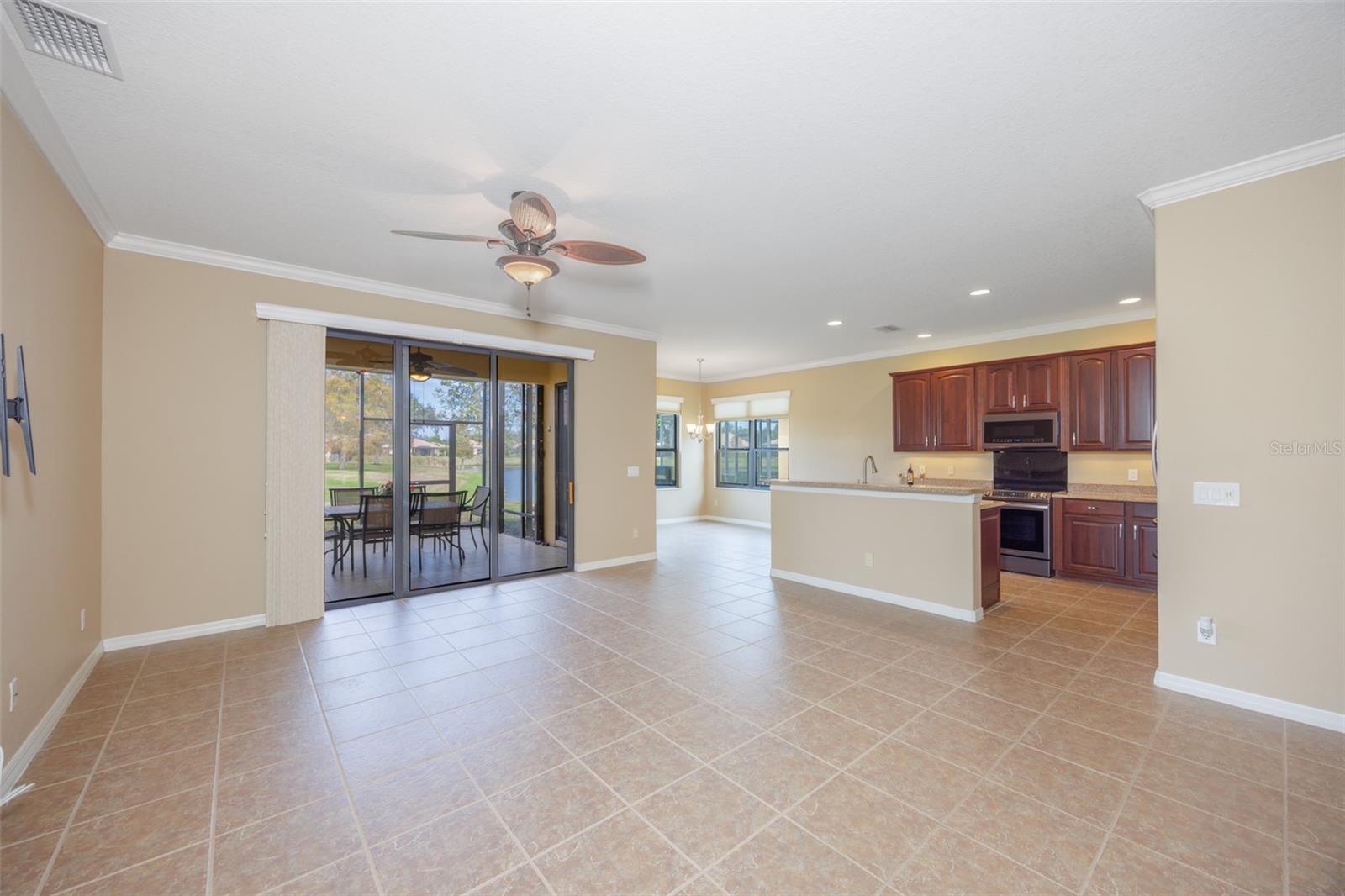 SOUTHSHORE FALLS PH 1 - Residential