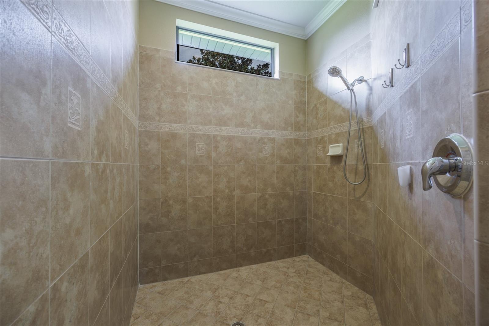 SOUTHSHORE FALLS PH 1 - Residential