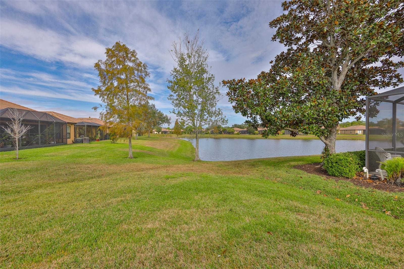 SOUTHSHORE FALLS PH 1 - Residential