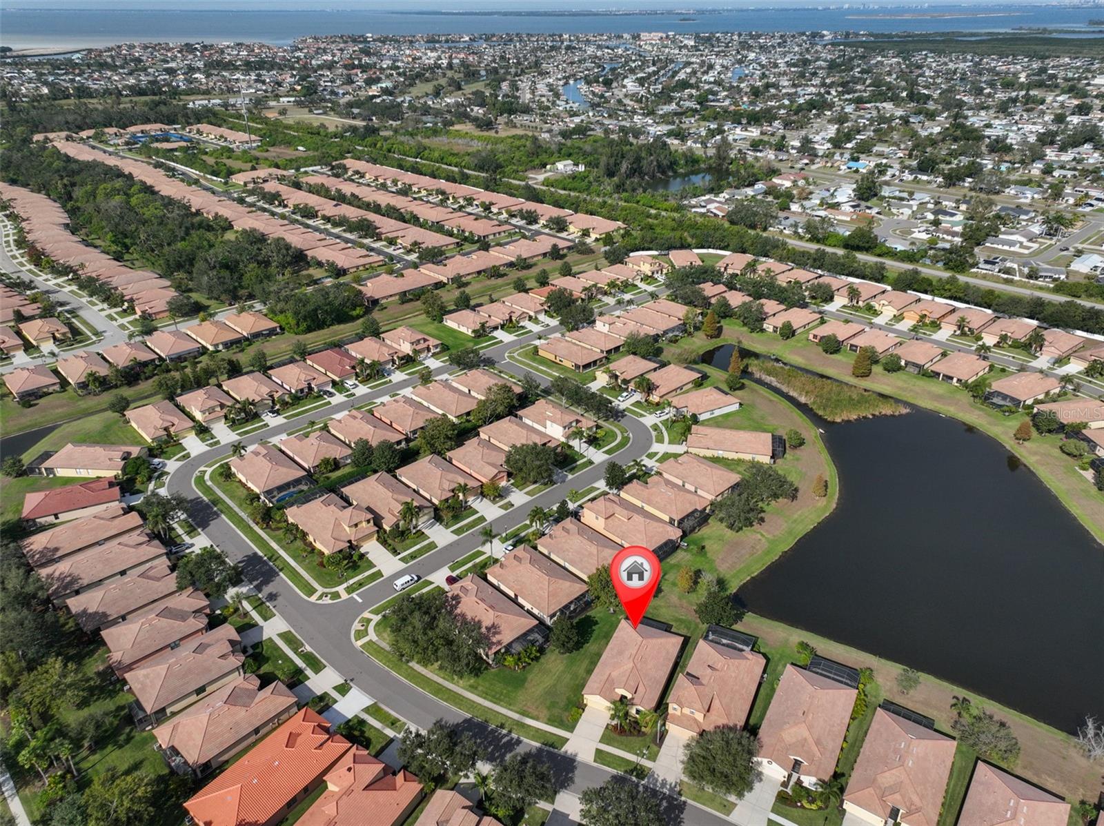 SOUTHSHORE FALLS PH 1 - Residential