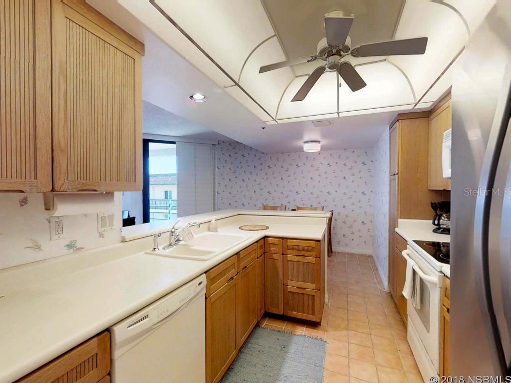 Ebb Tide Condo - Residential