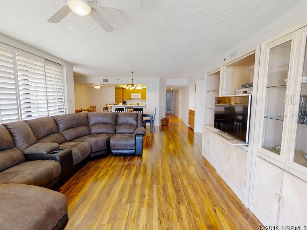 Ebb Tide Condo - Residential