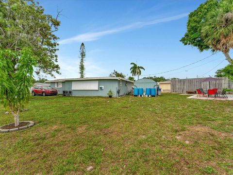 A home in BRADENTON