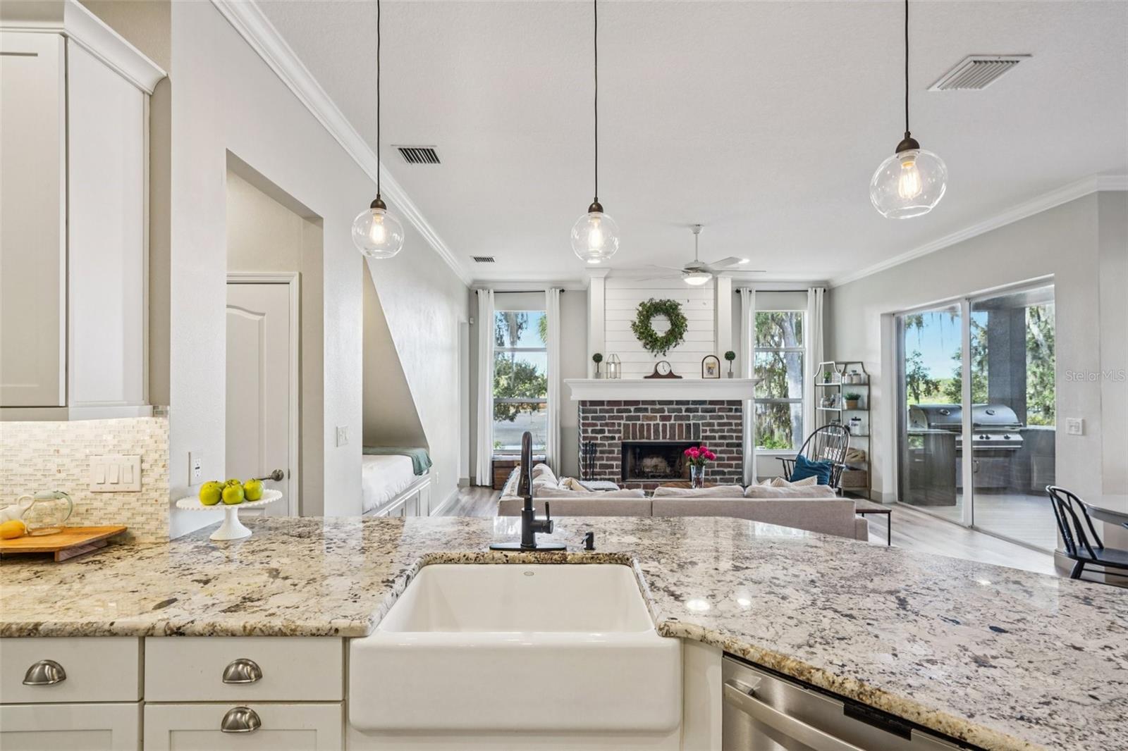 VERANDAH SUB - Residential