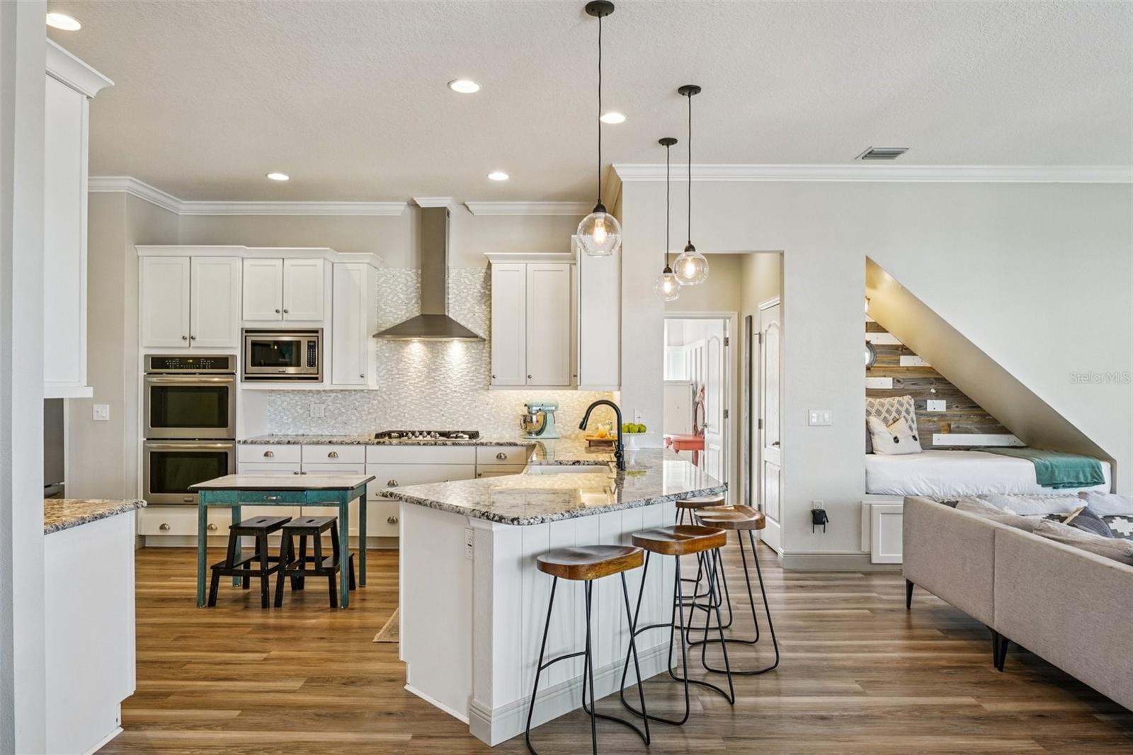 VERANDAH SUB - Residential