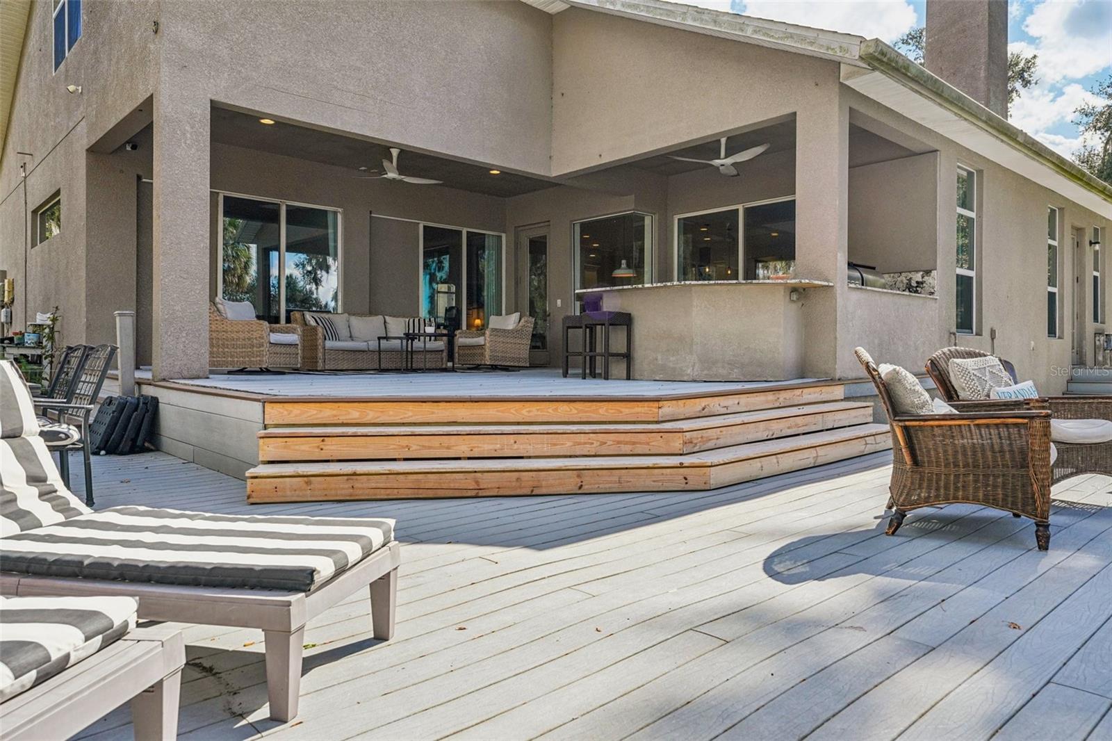 VERANDAH SUB - Residential