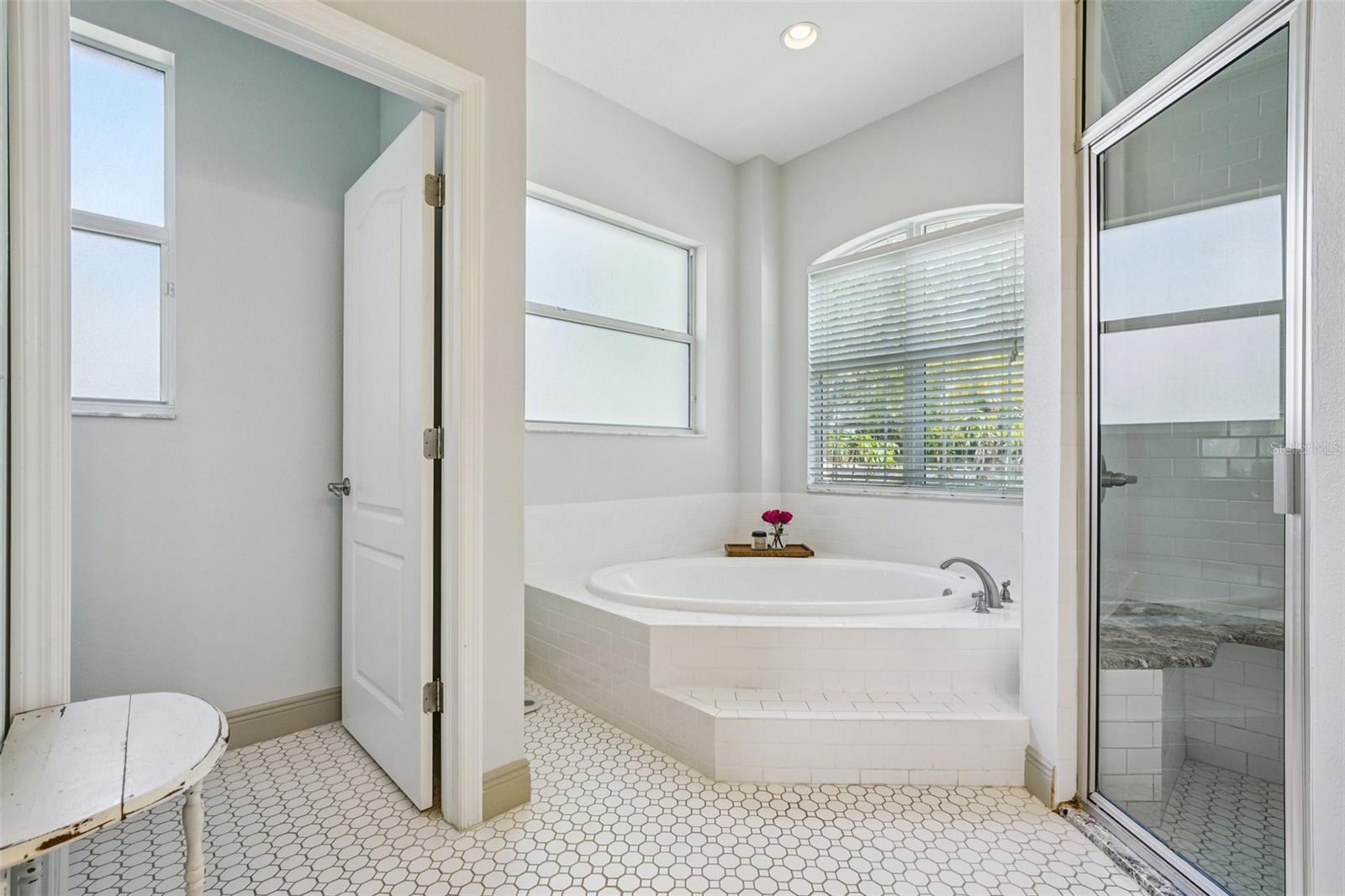 VERANDAH SUB - Residential