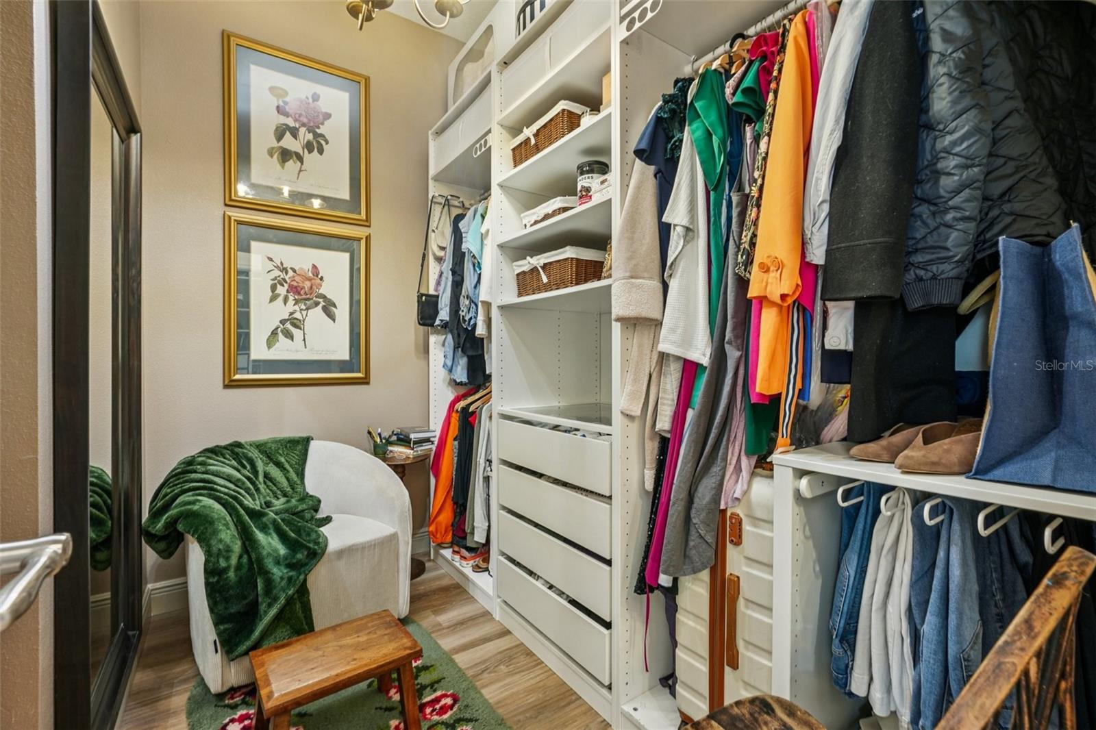 VERANDAH SUB - Residential