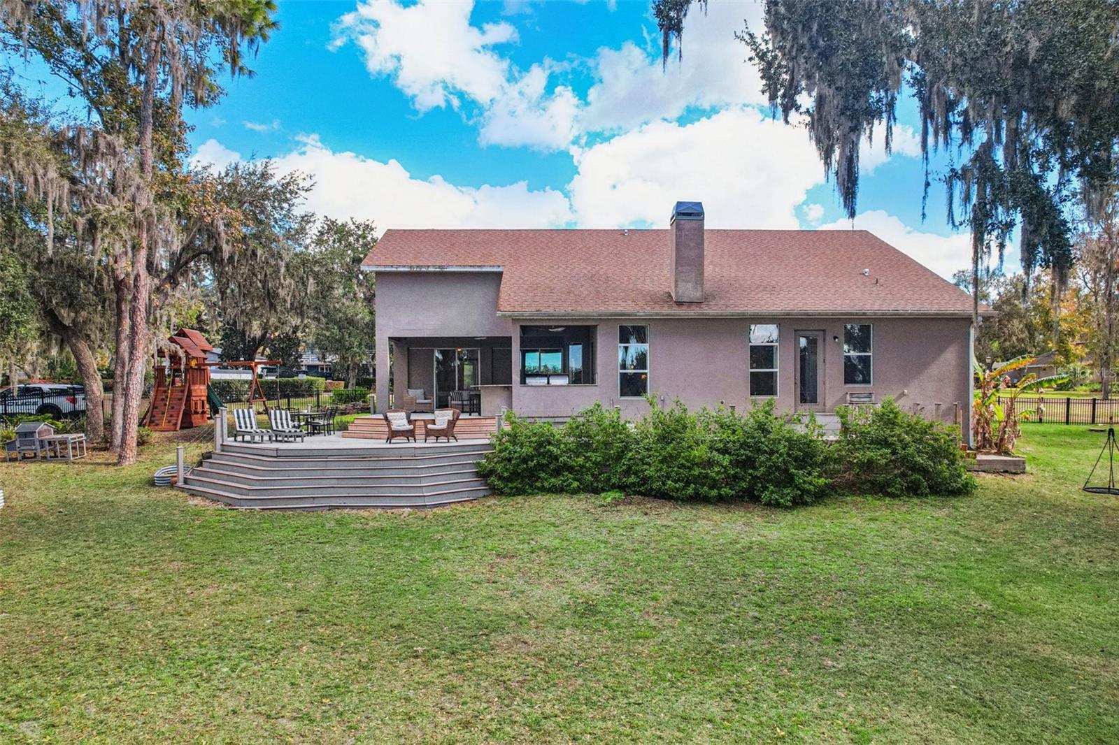 VERANDAH SUB - Residential