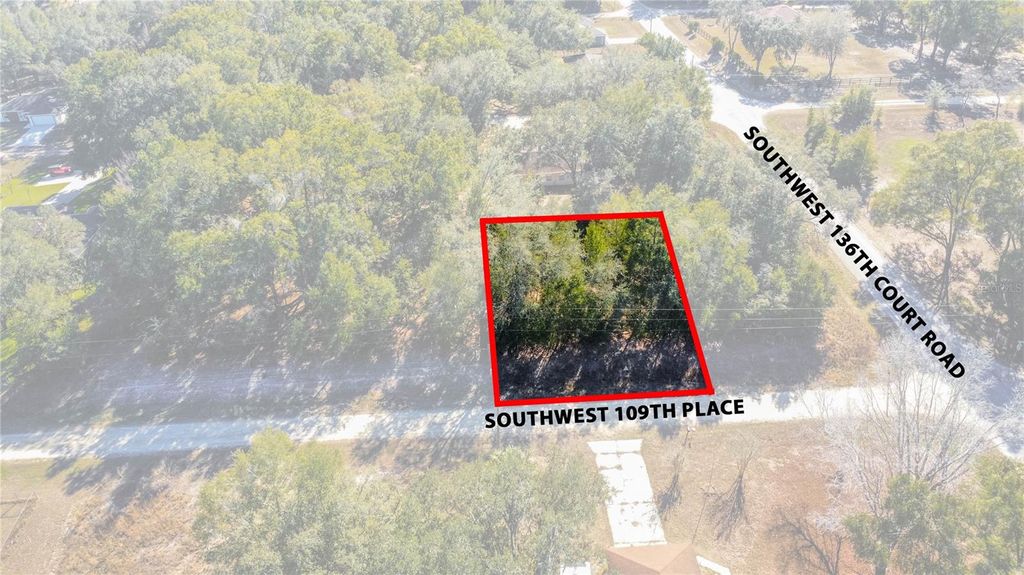 Photo of SW 109th Place, Dunnellon, FL 34432 (MLS # A4678807)