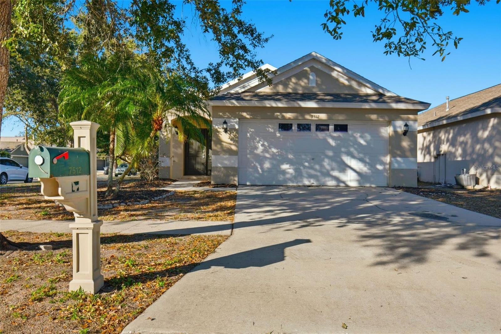 7512 OXFORD GARDEN CIRCLE