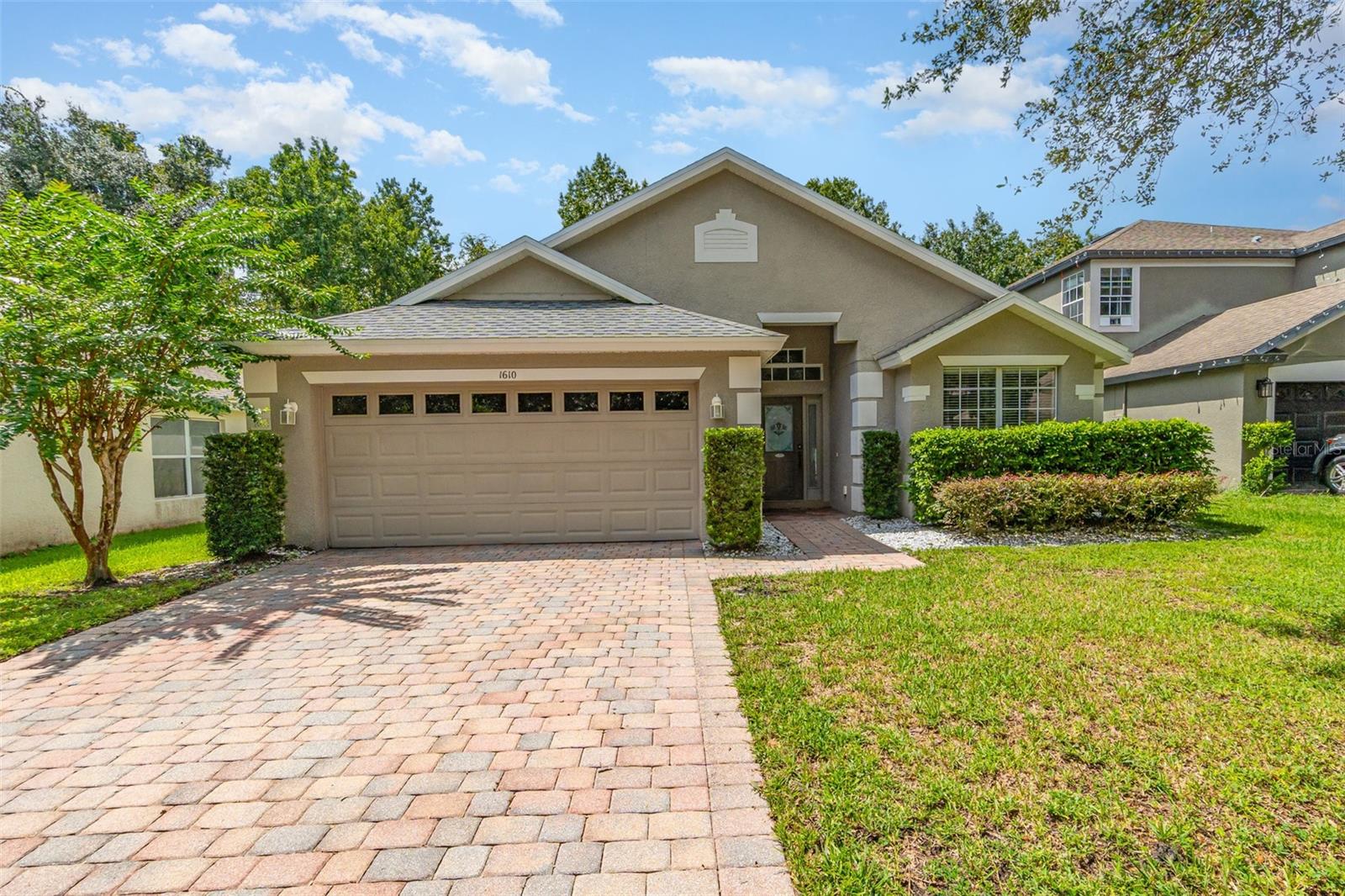 In gated Lake Jesup Woods, very nice 3 Bedroom/ 2 Bath home with 1806 sq.ft. living area plus covered patio and open deck, and double garage! Freshly painted interior, laminate, tile and luxury vinyl plank flooring, formal living and dining rooms, family room, eat-in kitchen with brand new granite countertops, split bedroom plan, inside laundry room. Vaulted ceilings, ceiling fans, and window blinds. Available now! Renter's insurance required. Sorry, no pets.