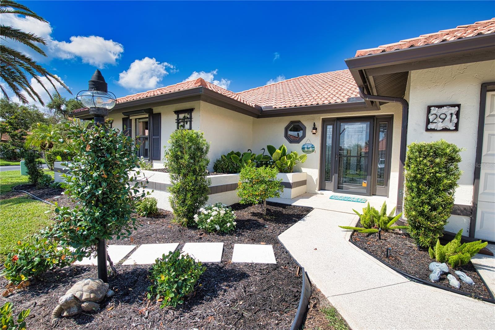 291 LAUREL HOLLOW DRIVE 66
