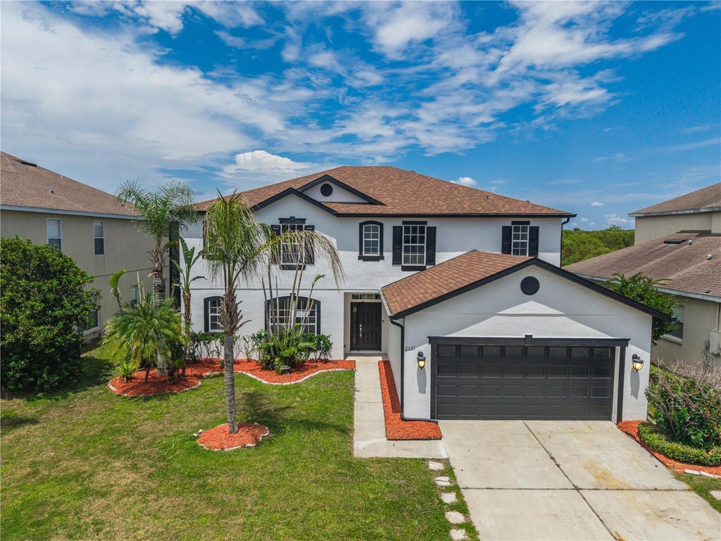 Photo of 2321 The Oaks Boulevard, Kissimmee, FL 34746 (MLS # S5156742)