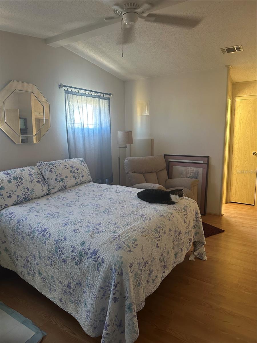 LADY LAKE ORANGE BLOSSOM GARDENS UNIT 08 - Residential