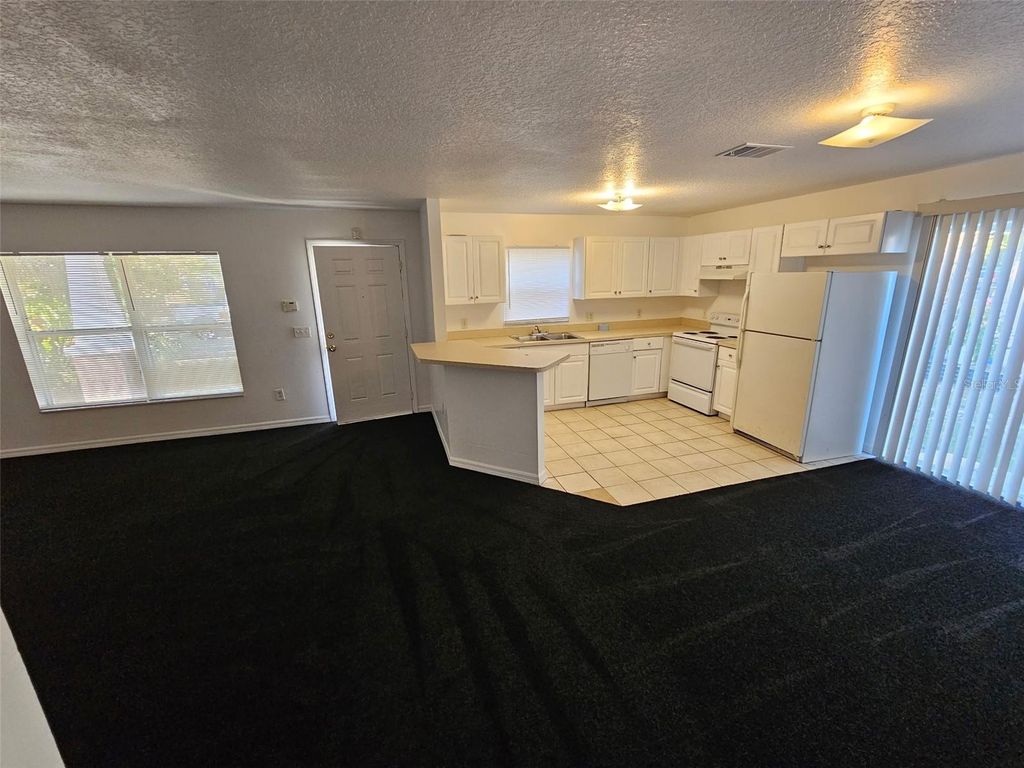 Photo of 1000 13th Avenue S, St Petersburg, FL 33705 (MLS # TB8484163)