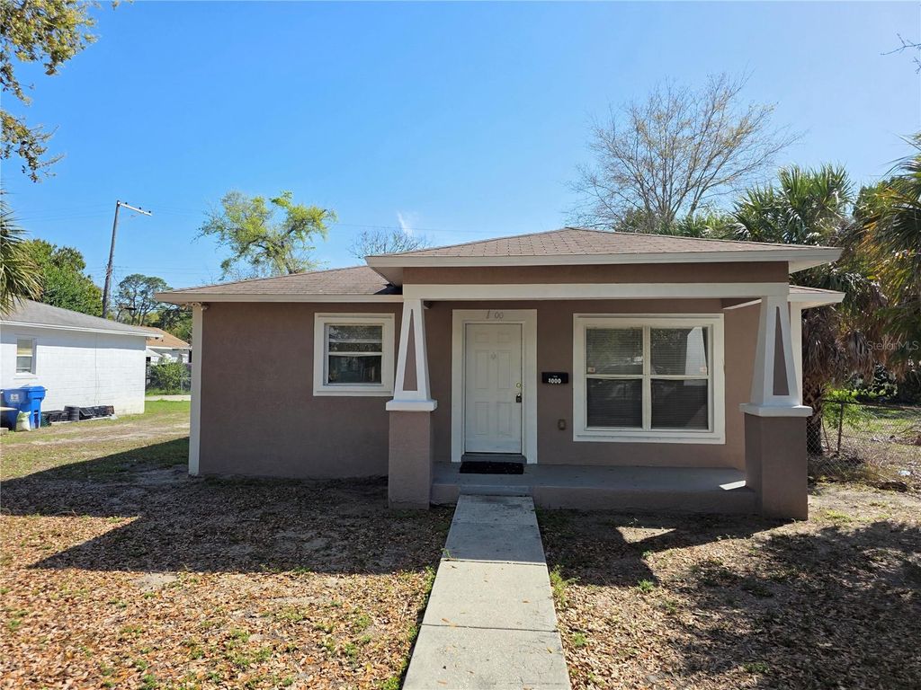 Photo of 1000 13th Avenue S, St Petersburg, FL 33705 (MLS # TB8484163)