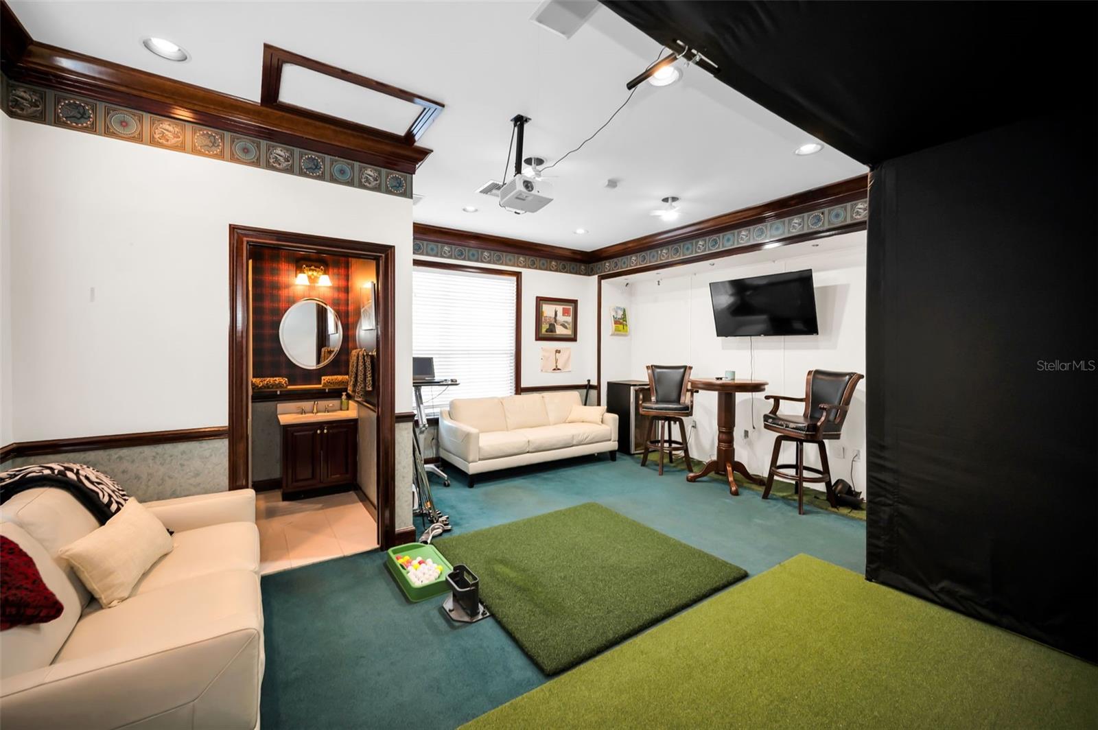 CLAIR MEL SUB UNIT - Residential