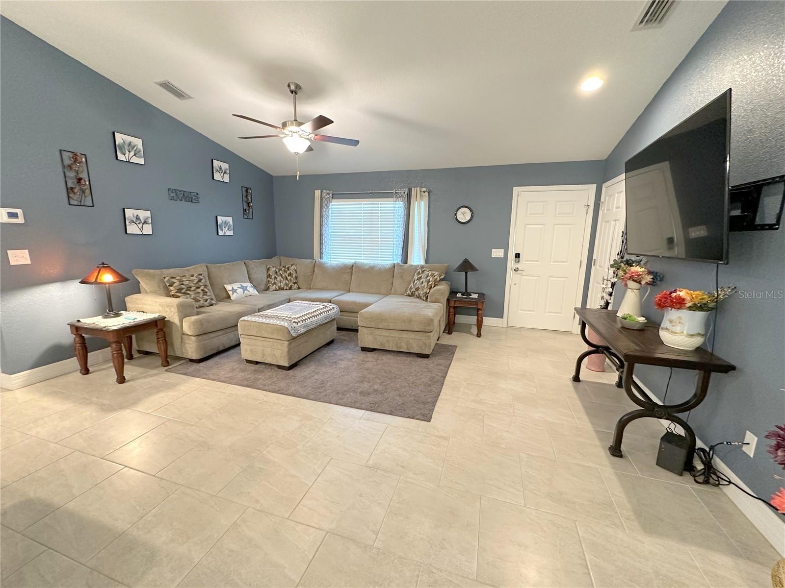 PORT CHARLOTTE SUB 22 - Residential Lease