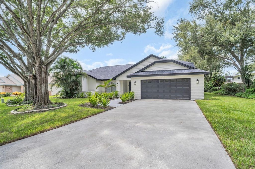 Photo of 2830 Resnik Circle W, Palm Harbor, FL 34683 (MLS # TB8417724)