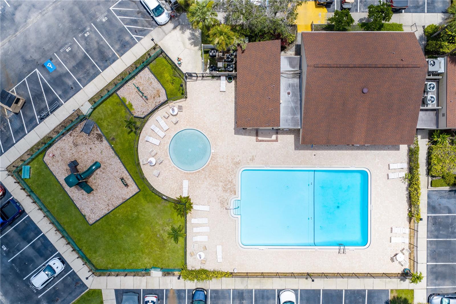782 VILLAGE LAKE TERRACE N 103