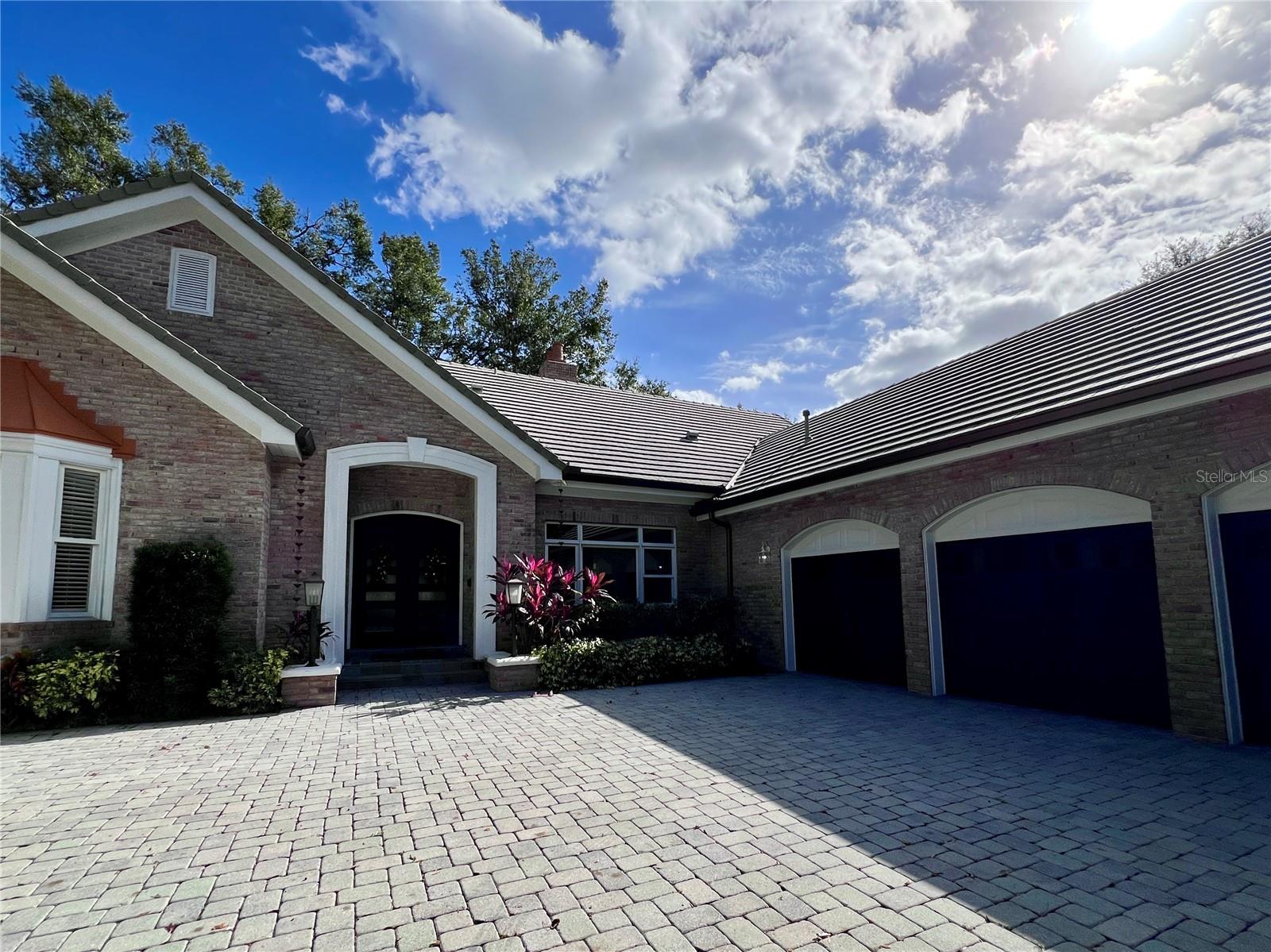 5001 LATROBE DRIVE