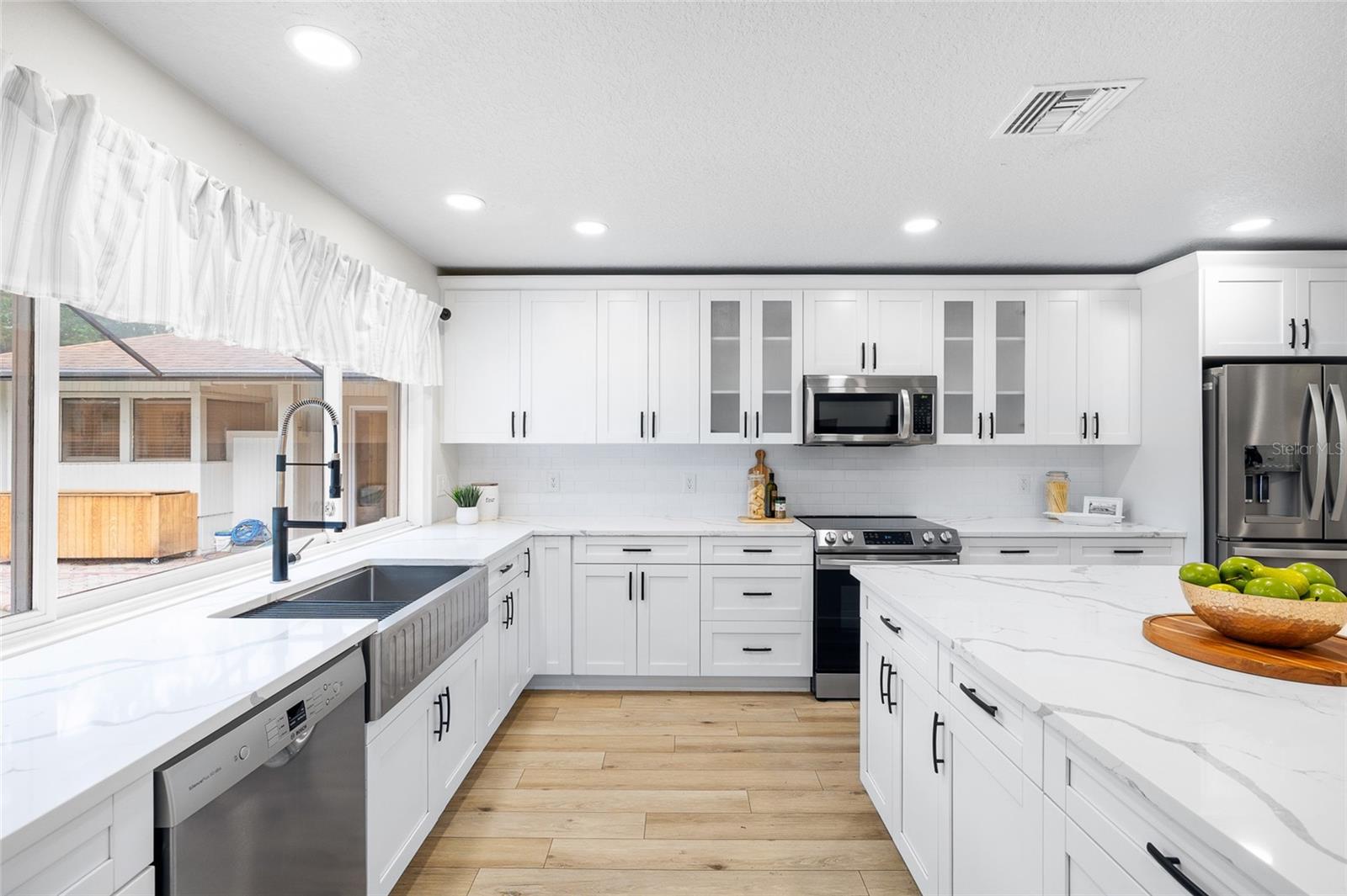 CARROLLWOOD VILLAGE PH 2 VI - Residential