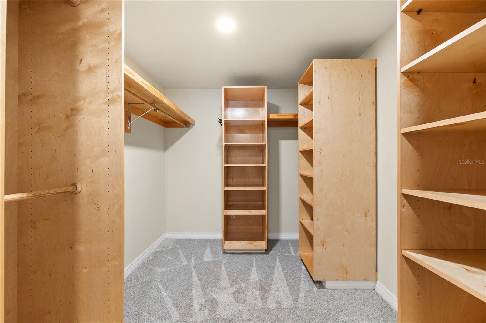 CARROLLWOOD VILLAGE PH 2 VI - Residential
