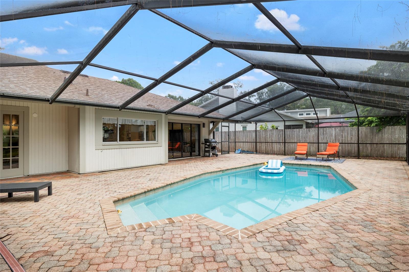 CARROLLWOOD VILLAGE PH 2 VI - Residential