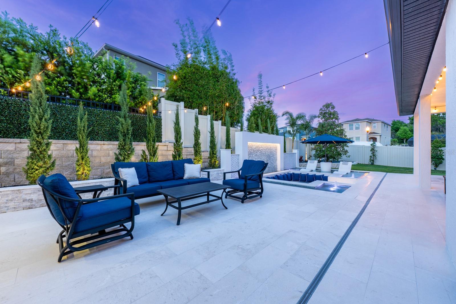 JOHNS LAKE LANDING - Residential