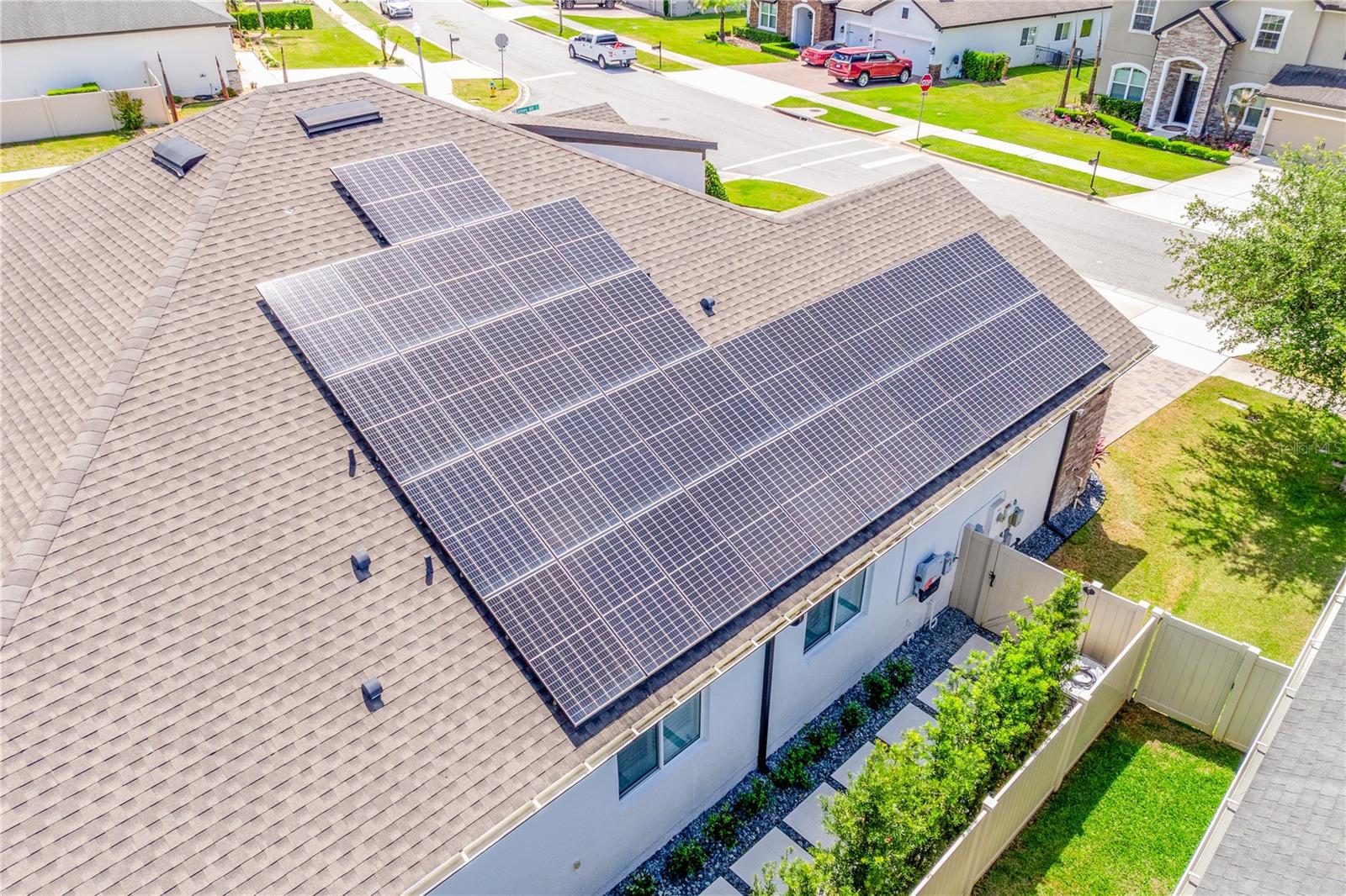 JOHNS LAKE LANDING - Residential