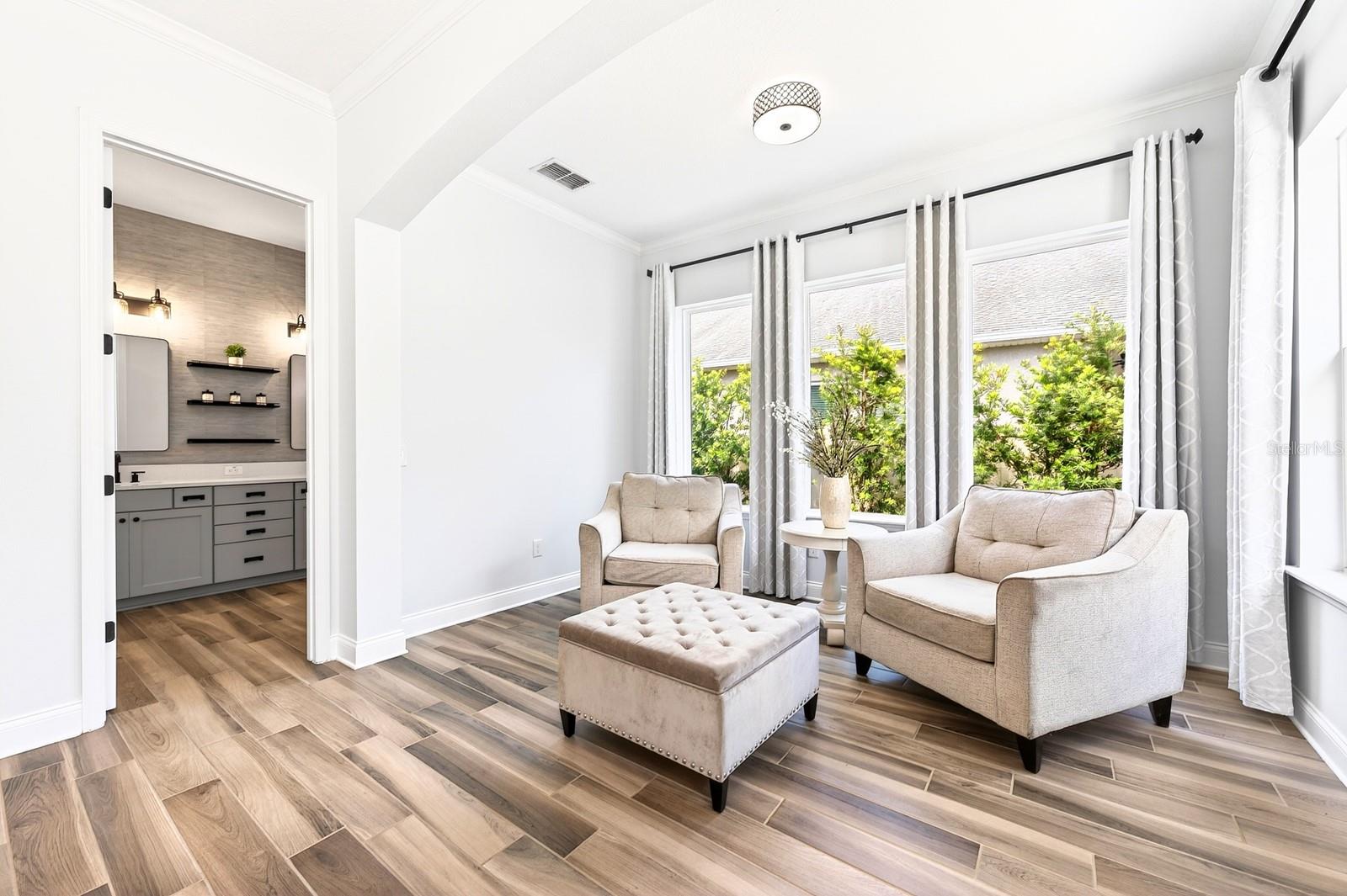 JOHNS LAKE LANDING - Residential