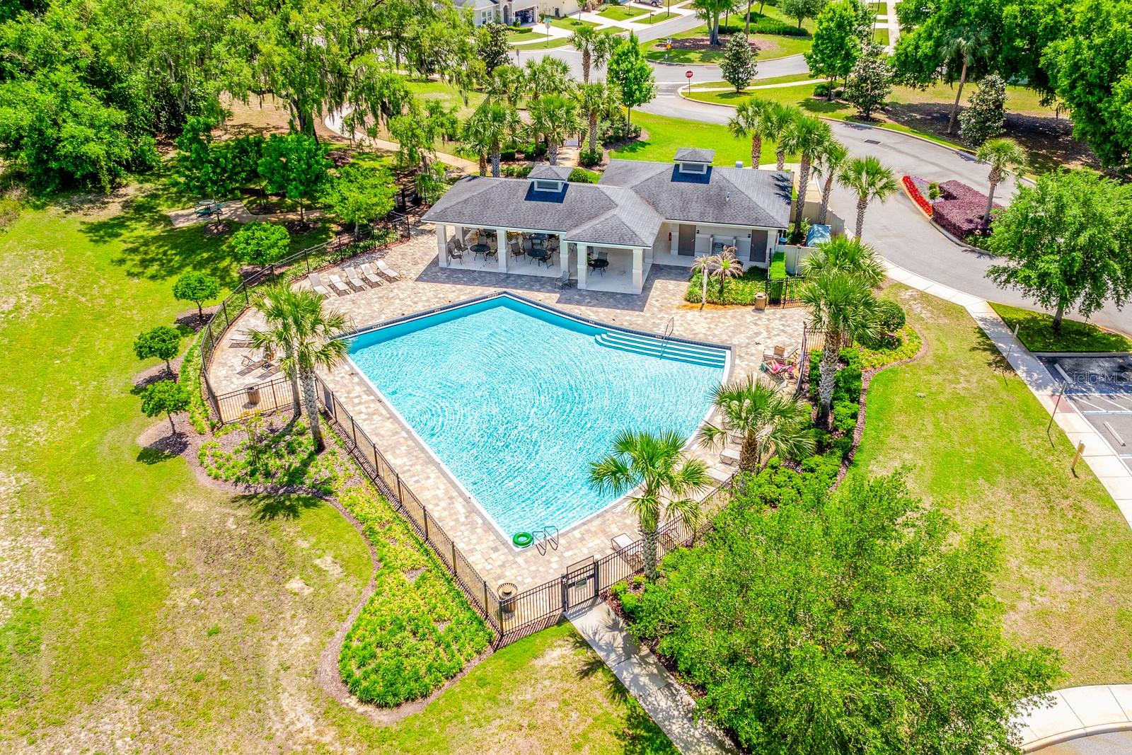 JOHNS LAKE LANDING - Residential