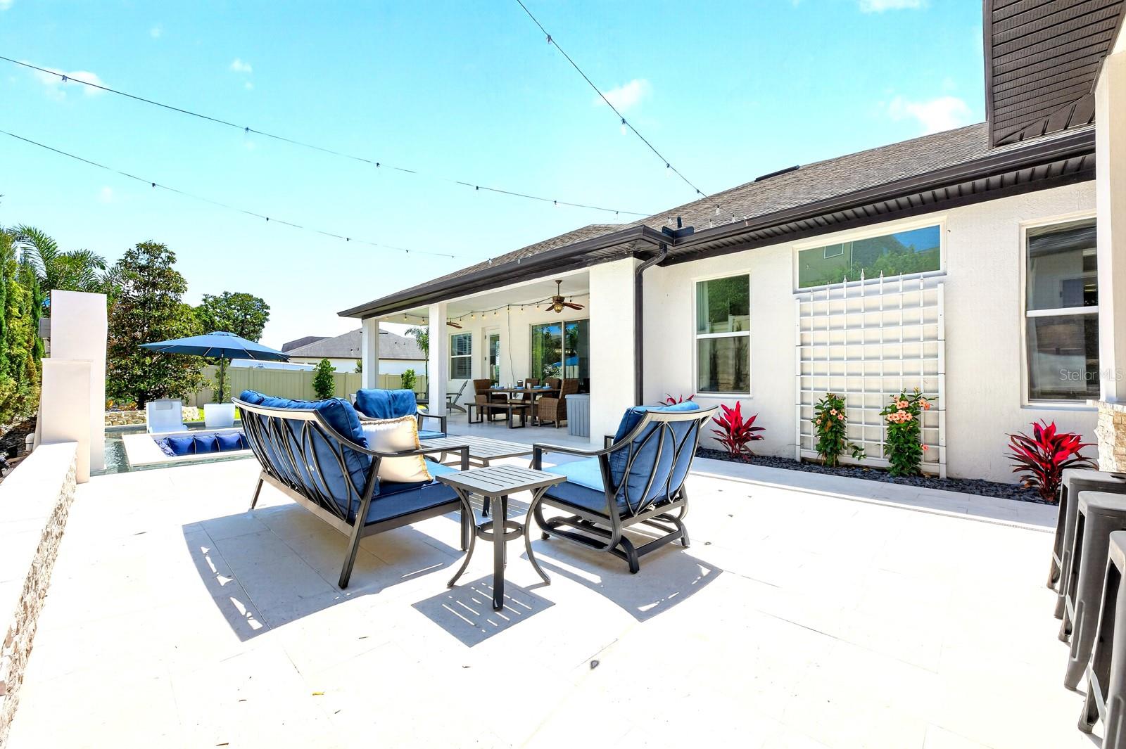 JOHNS LAKE LANDING - Residential