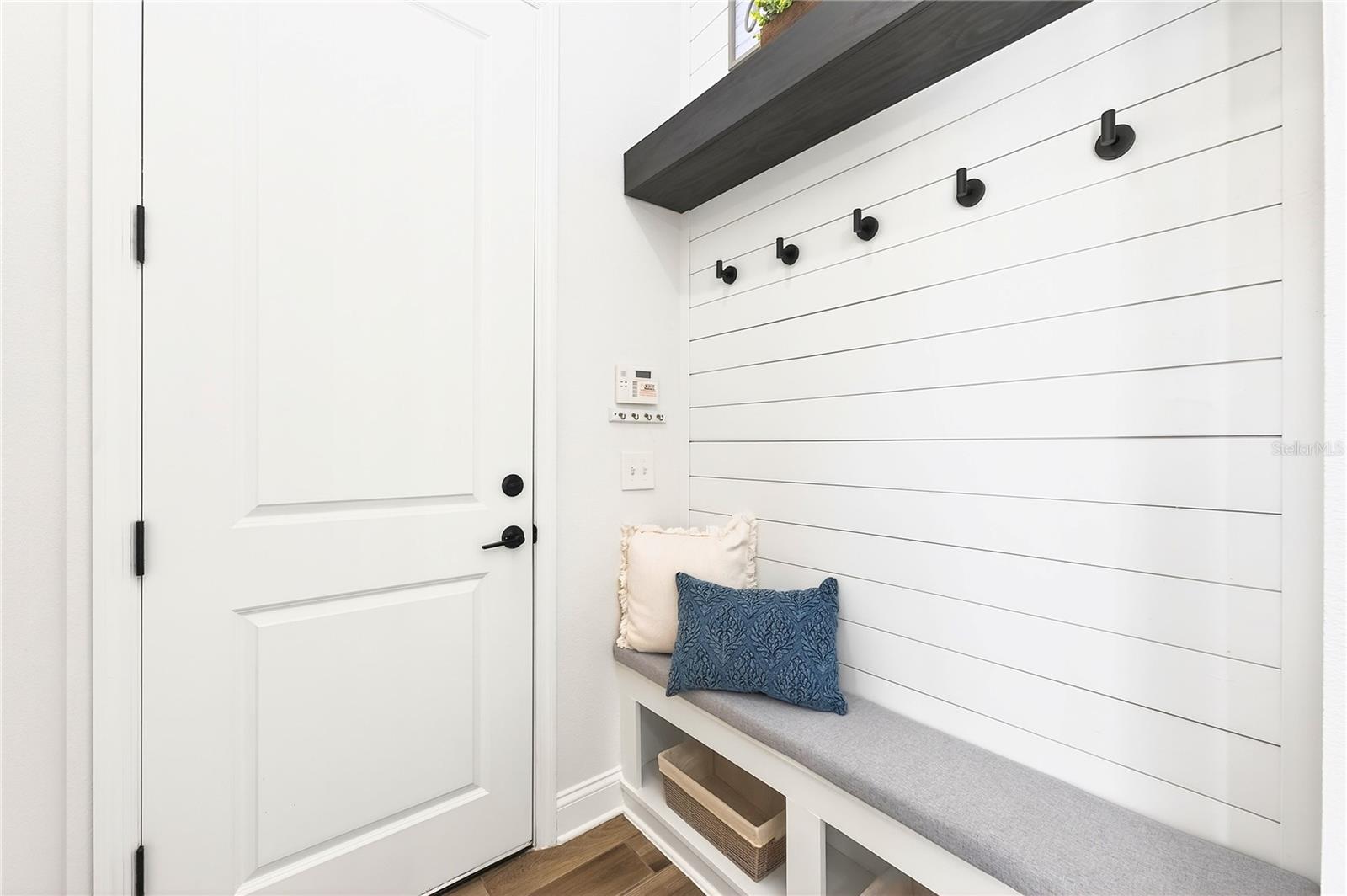 JOHNS LAKE LANDING - Residential