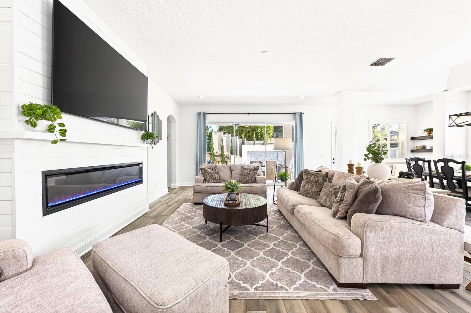 JOHNS LAKE LANDING - Residential