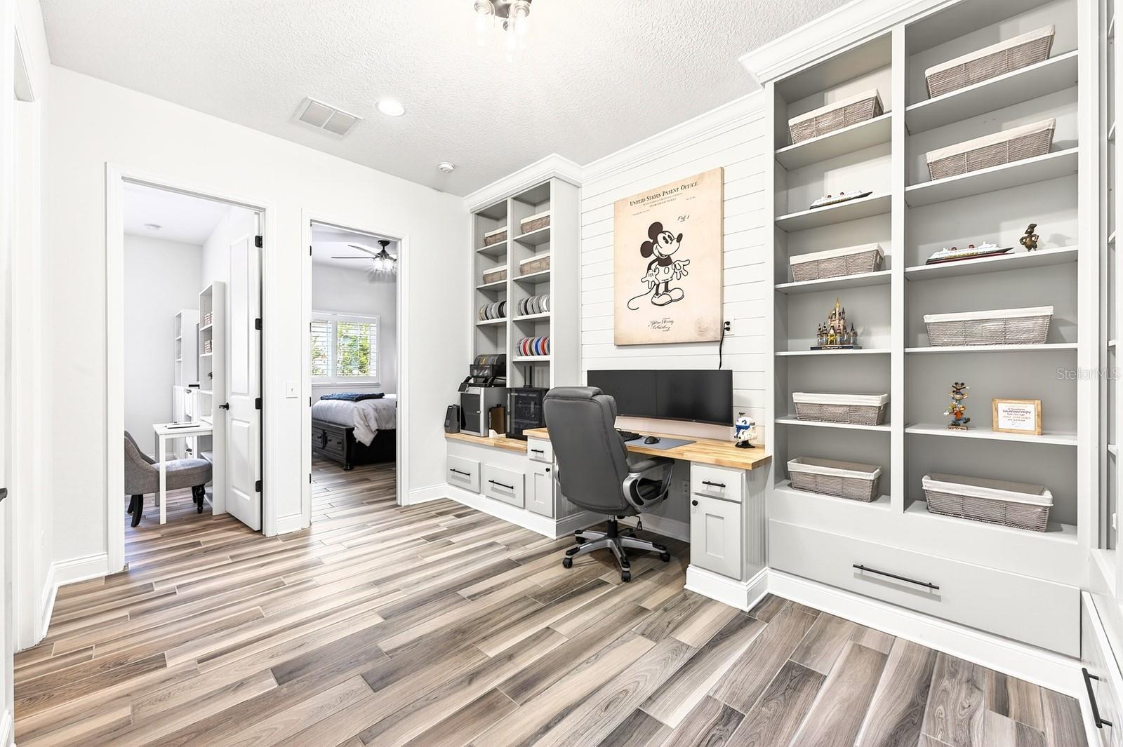 JOHNS LAKE LANDING - Residential