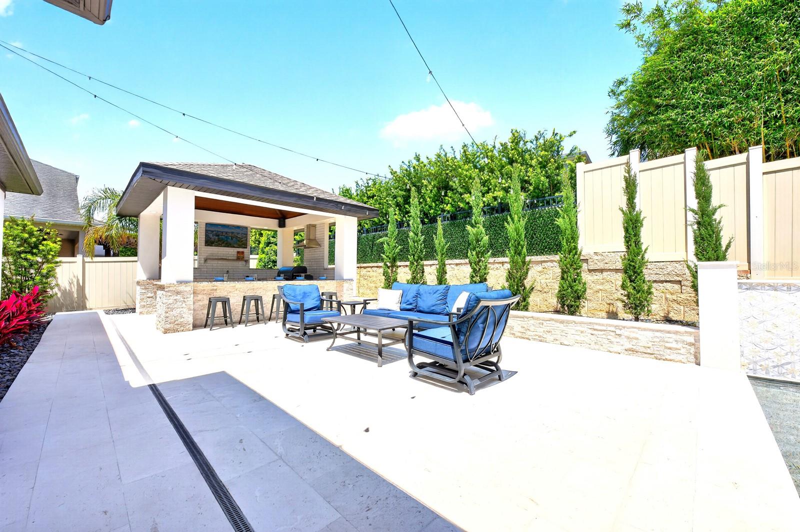 JOHNS LAKE LANDING - Residential