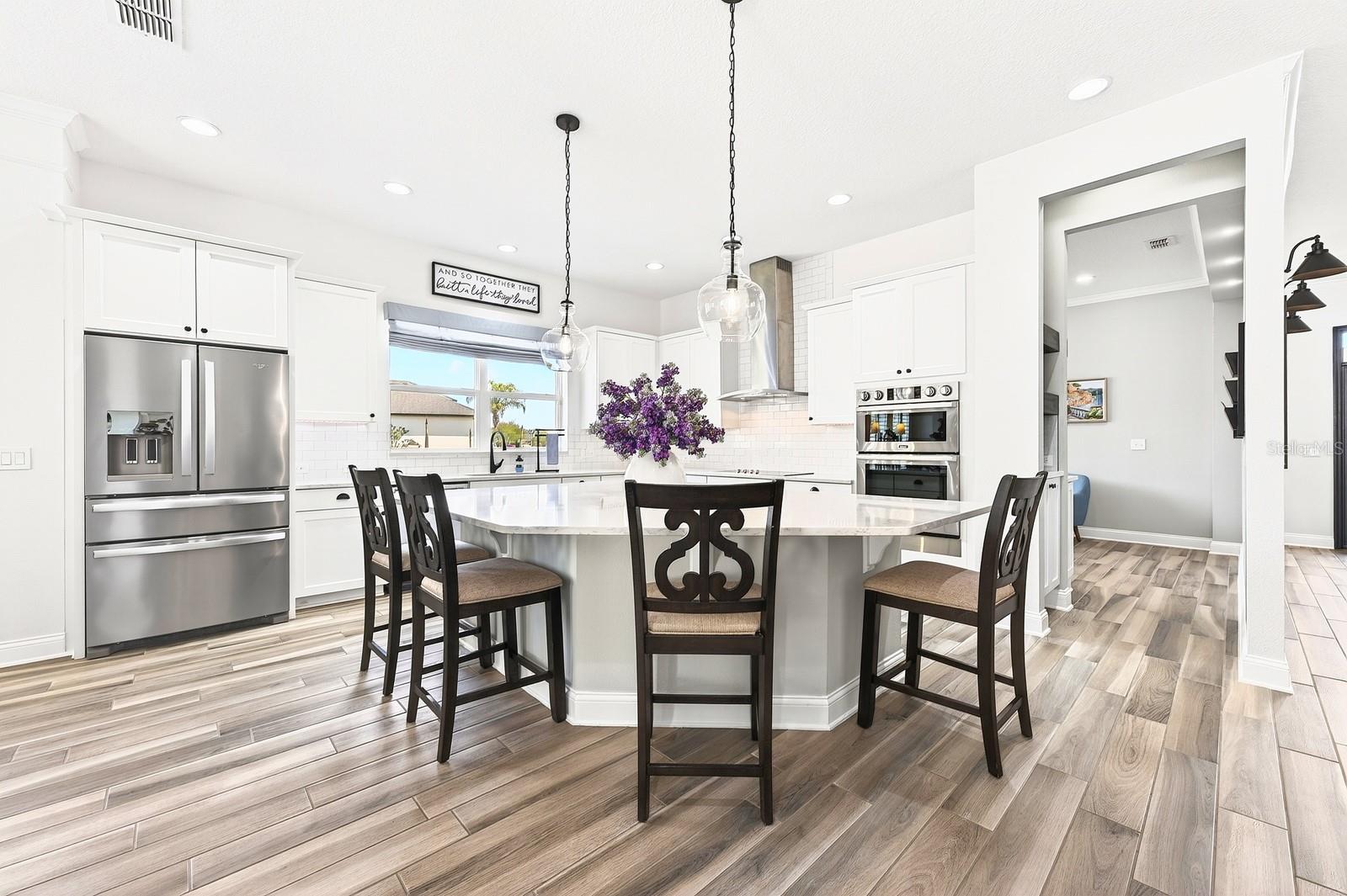 JOHNS LAKE LANDING - Residential