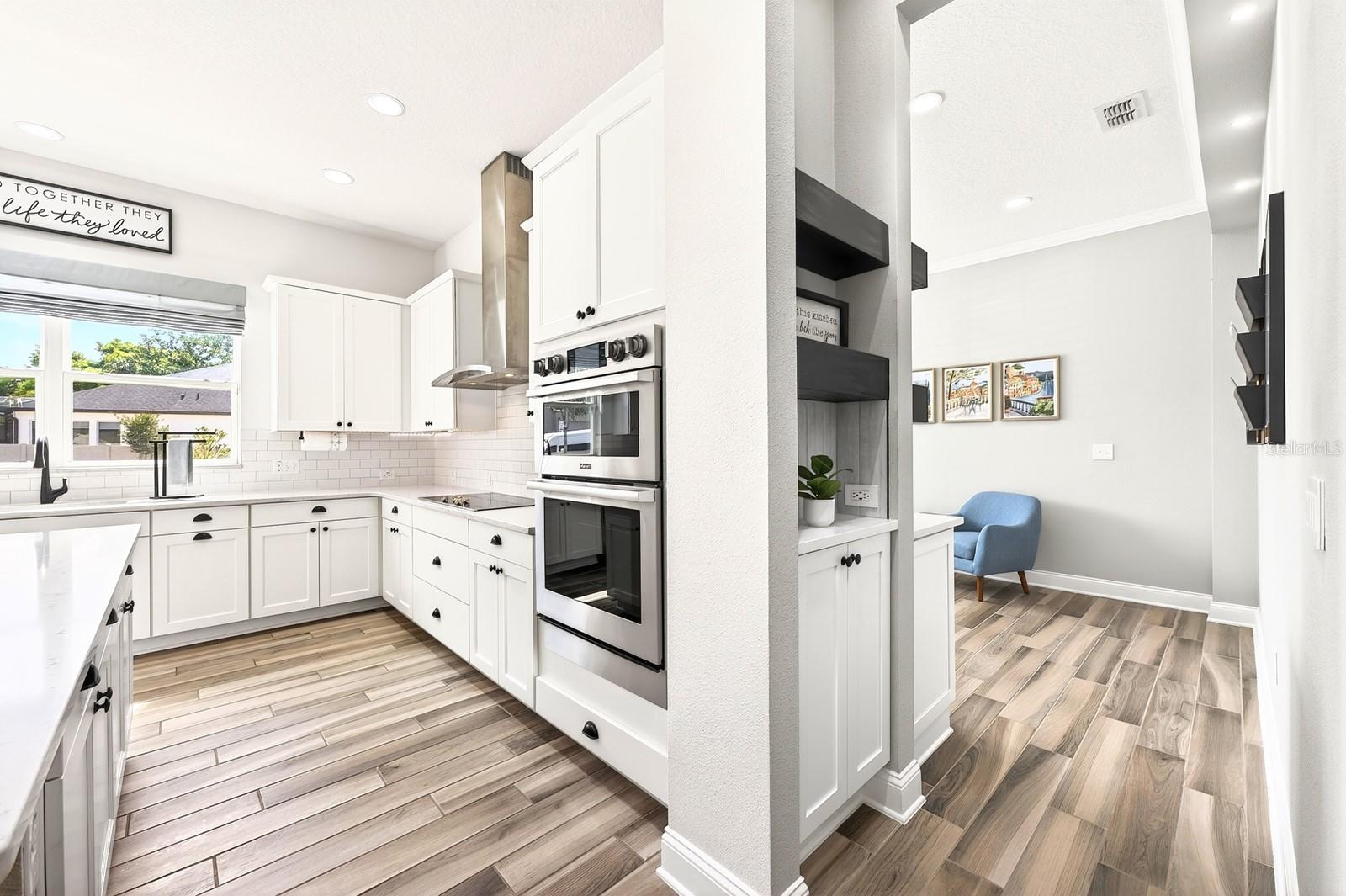 JOHNS LAKE LANDING - Residential