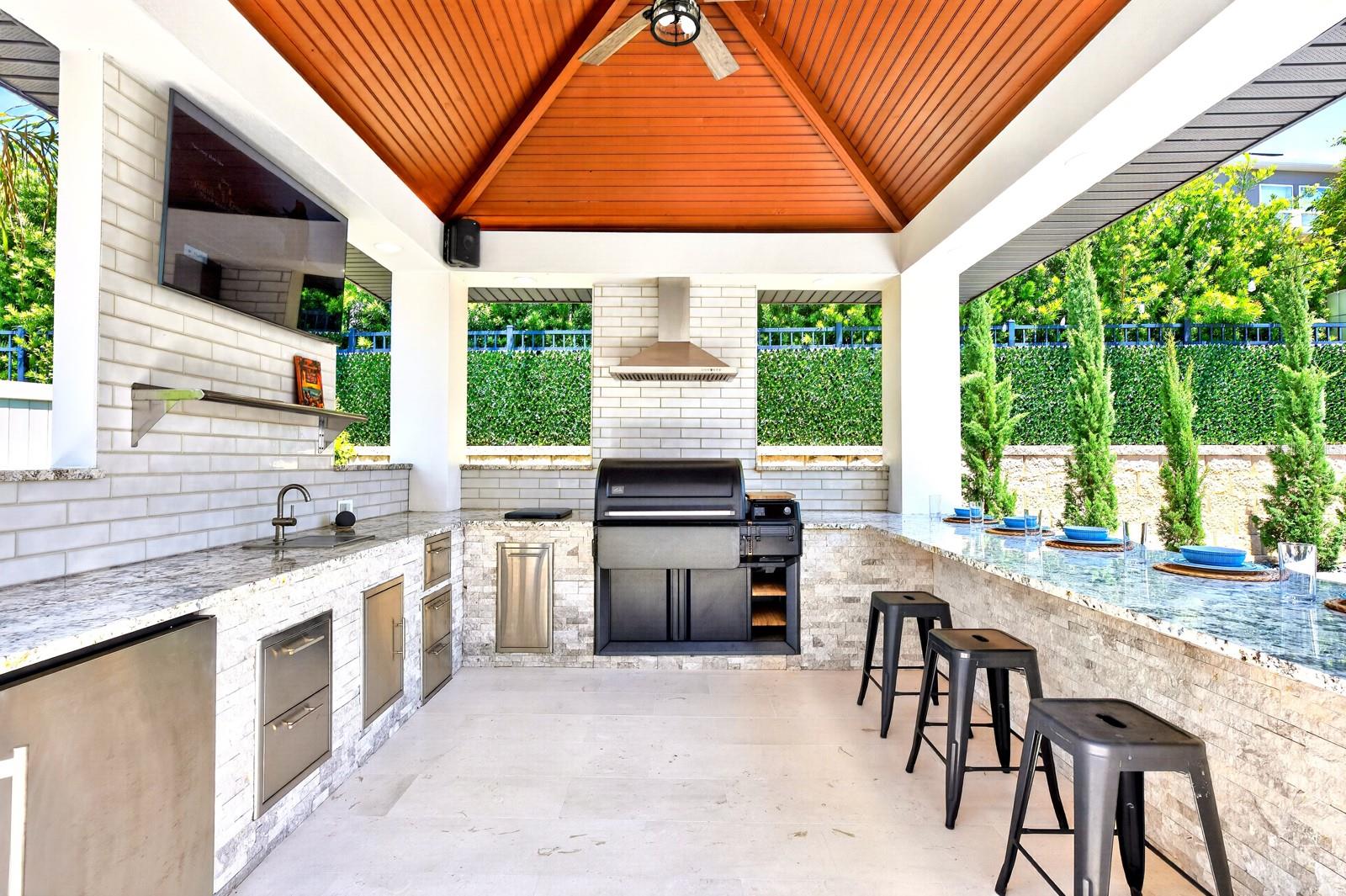 JOHNS LAKE LANDING - Residential