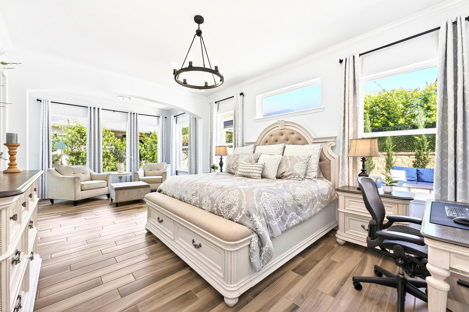 JOHNS LAKE LANDING - Residential